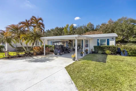 2804 Nine Iron Drive Port Saint Lucie FL 34952