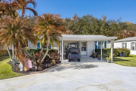2804 Nine Iron Drive Port Saint Lucie FL 34952