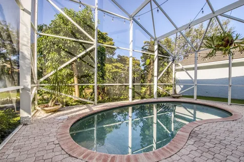 2767 S Clearbrook Circle Delray Beach FL 33445