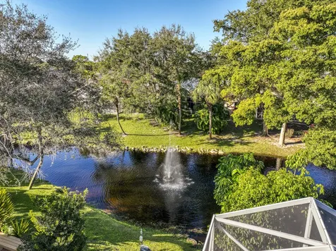 2767 S Clearbrook Circle Delray Beach FL 33445