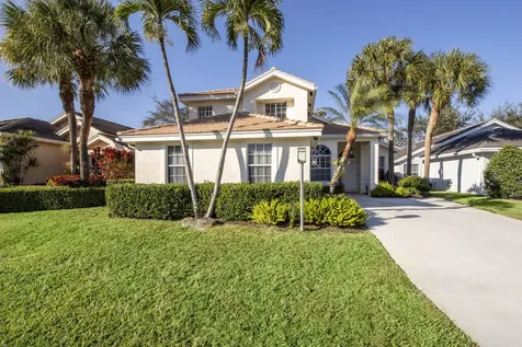 2767 S Clearbrook Circle Delray Beach FL 33445