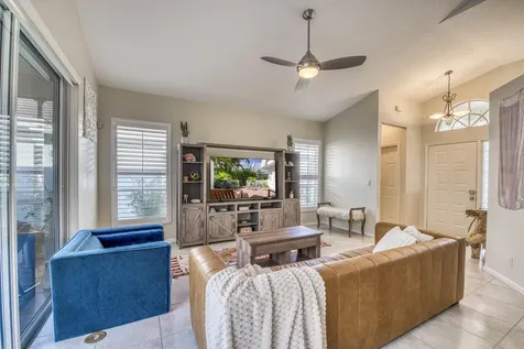 2767 S Clearbrook Circle Delray Beach FL 33445