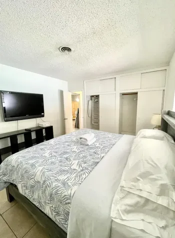 262 SE 9th Avenue Deerfield Beach FL 33441