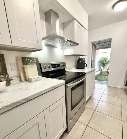 262 SE 9th Avenue Deerfield Beach FL 33441
