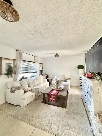 262 SE 9th Avenue Deerfield Beach FL 33441