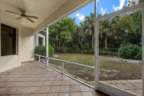9165 Pineville Drive Lake Worth FL 33467