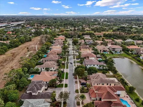 9165 Pineville Drive Lake Worth FL 33467