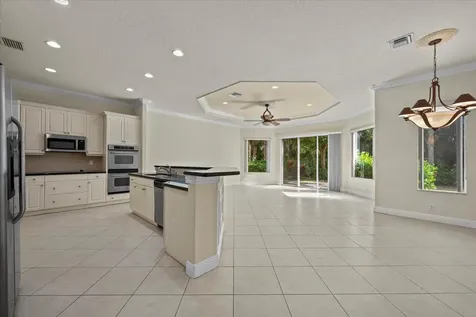 9165 Pineville Drive Lake Worth FL 33467