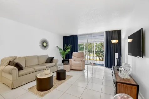 14723 Cumberland Drive Delray Beach FL 33446