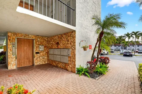 14723 Cumberland Drive Delray Beach FL 33446