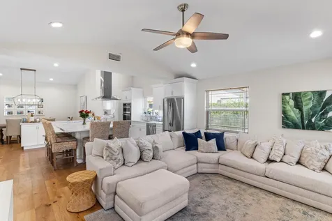 3830 Nw 25th Way Boca Raton FL 33434