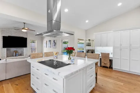 3830 Nw 25th Way Boca Raton FL 33434