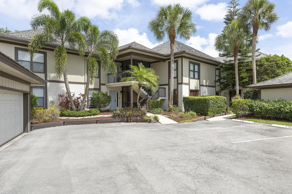 13254 Polo Club Road Wellington FL 33414