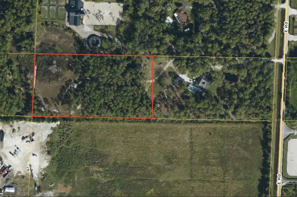 1443 E Road Loxahatchee Groves FL 33470