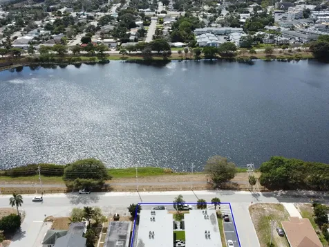 302 Lake Osborne Drive Lake Worth Beach FL 33461