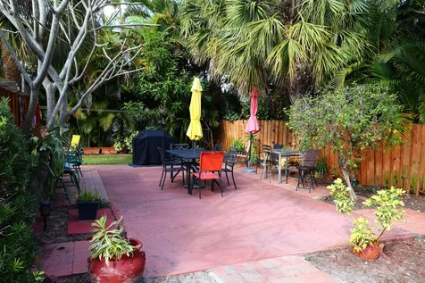 302 Lake Osborne Drive Lake Worth Beach FL 33461