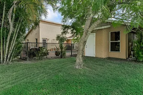 6255 Timberlakes Way Delray Beach FL 33484
