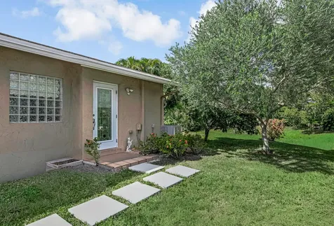 6255 Timberlakes Way Delray Beach FL 33484