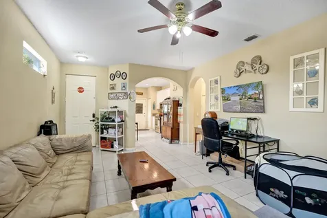 9872 Sw Glenbrook Drive Port Saint Lucie FL 34987