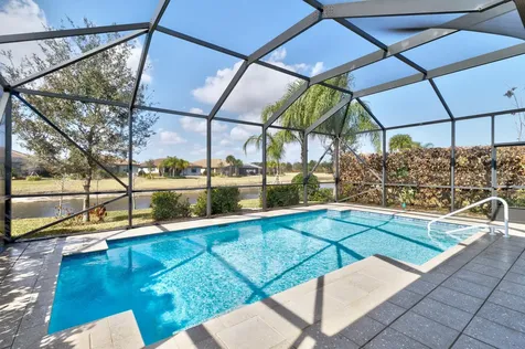 5021 Monroe Circle Vero Beach FL 32967