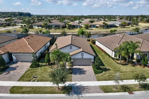 5021 Monroe Circle Vero Beach FL 32967
