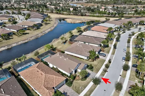 5021 Monroe Circle Vero Beach FL 32967