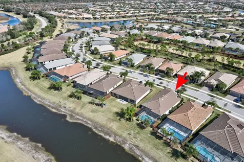 5021 Monroe Circle Vero Beach FL 32967