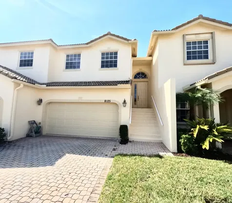 8125 Carnoustie Place Port Saint Lucie FL 34986