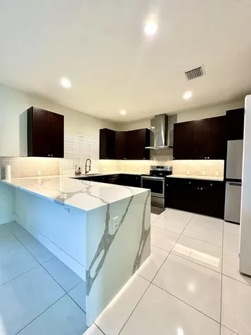 1159 Sw Edinburgh Drive Port Saint Lucie FL 34953