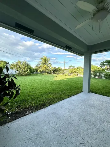 1159 Sw Edinburgh Drive Port Saint Lucie FL 34953