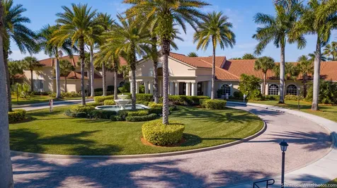 431 Nw Cool Water Court Port Saint Lucie FL 34986