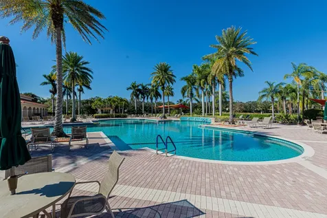 431 Nw Cool Water Court Port Saint Lucie FL 34986