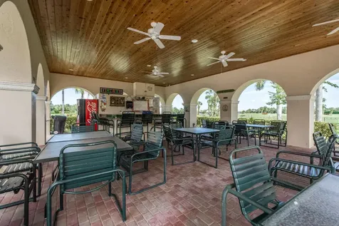 431 Nw Cool Water Court Port Saint Lucie FL 34986
