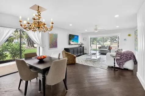 28 Stratford Lane Boynton Beach FL 33436