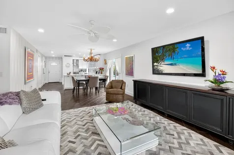 28 Stratford Lane Boynton Beach FL 33436