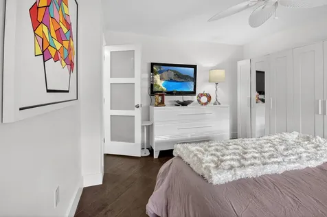 28 Stratford Lane Boynton Beach FL 33436
