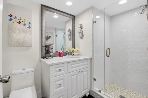 28 Stratford Lane Boynton Beach FL 33436
