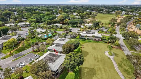 28 Stratford Lane Boynton Beach FL 33436