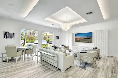28 Stratford Lane Boynton Beach FL 33436