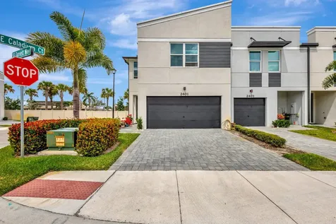2401 Se Tarvest Way Stuart FL 34997