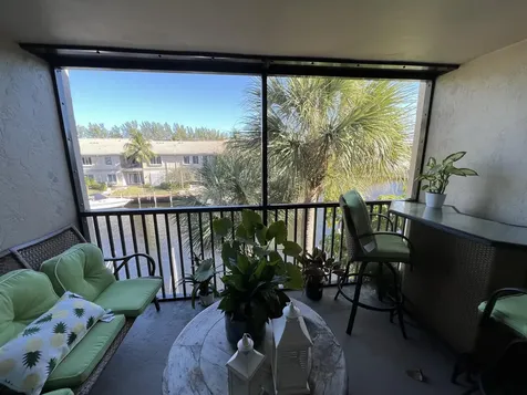 1 Royal Palm Way Boca Raton FL 33432