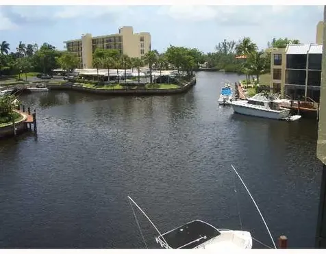 1 Royal Palm Way Boca Raton FL 33432
