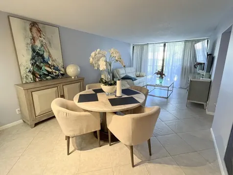 1 Royal Palm Way Boca Raton FL 33432