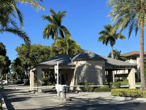 1 Royal Palm Way Boca Raton FL 33432
