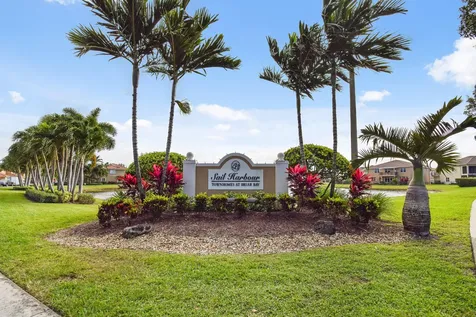 6125 Eaton Street West Palm Beach FL 33411