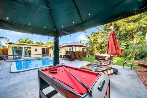 4310 Applecrest Drive Palm Beach Gardens FL 33410