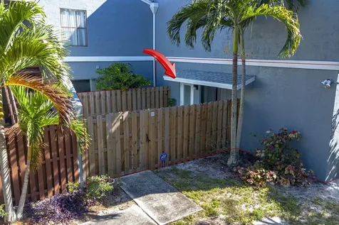 30 Crossings Circle Boynton Beach FL 33435