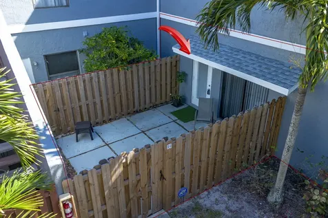 30 Crossings Circle Boynton Beach FL 33435