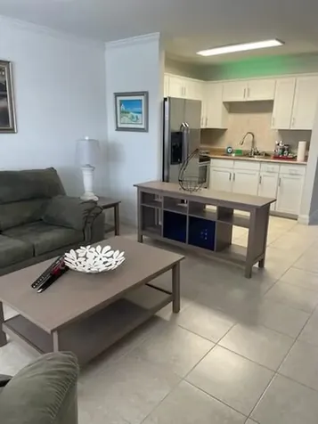 88 Berkshire D West Palm Beach FL 33417