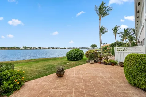 132 Las Brisas Circle Hypoluxo FL 33462